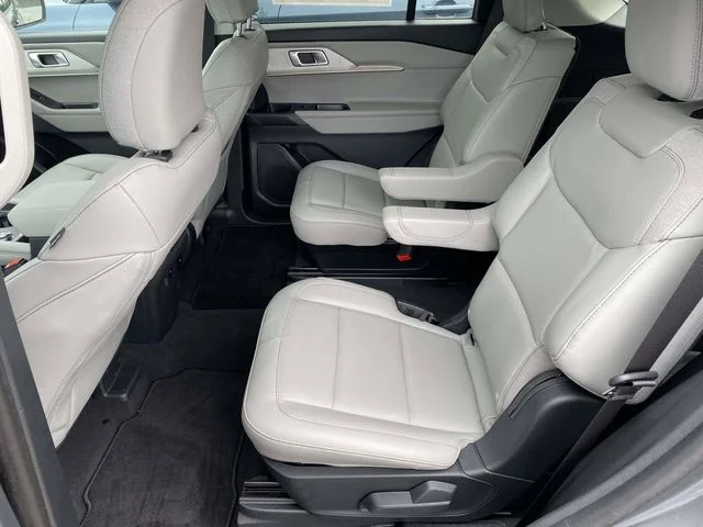 New 2026 Gray Ford Active image 11