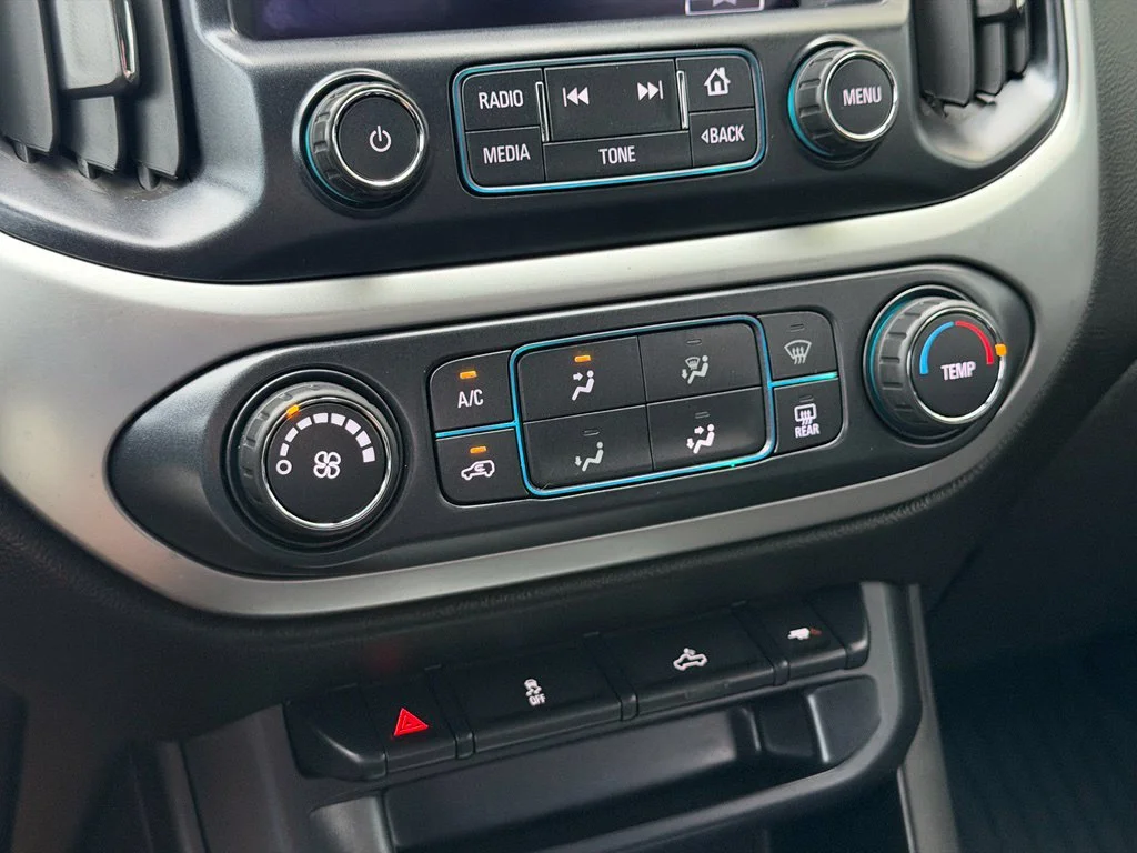 Used 2018 Green Chevrolet LT image 14