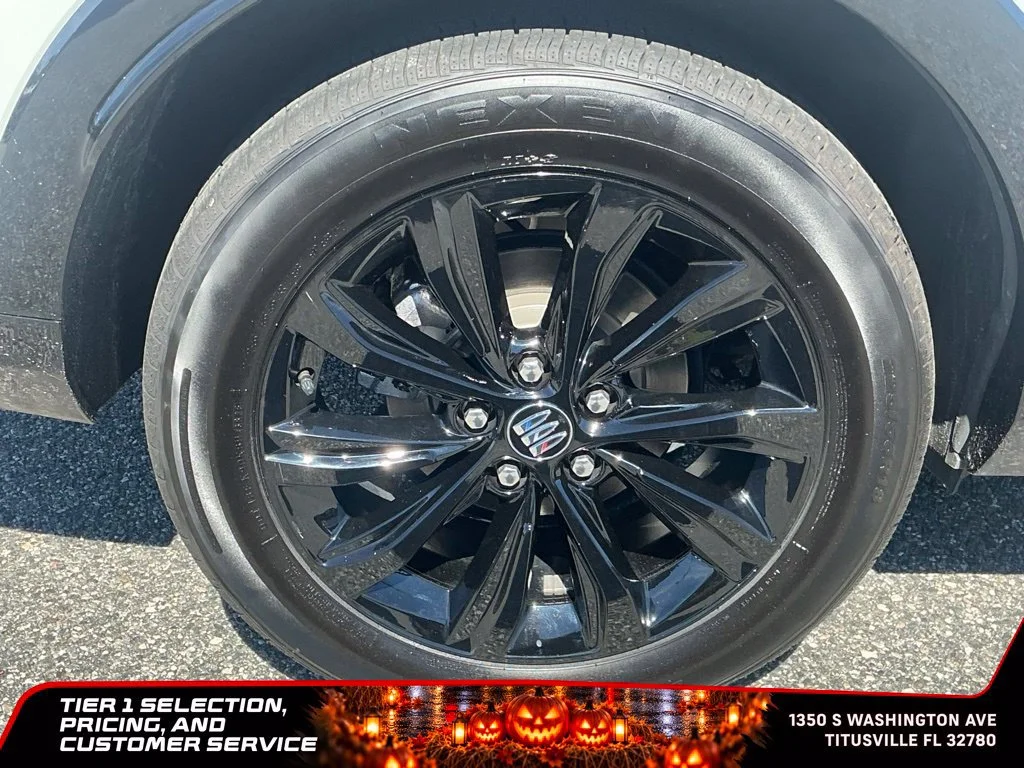 Used 2024 Summit White Buick Sport Touring image 10
