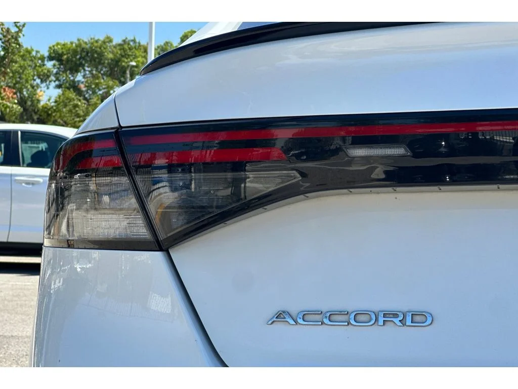 Used 2024 Platinum White Pearl Honda Sport-L image 46