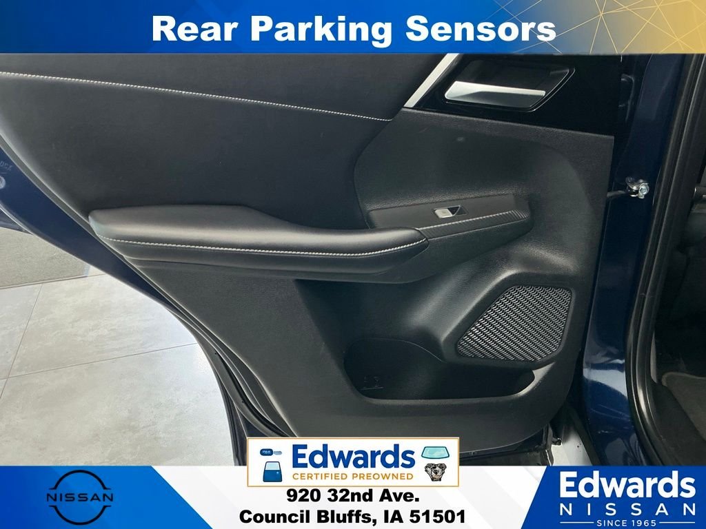Used 2022 Blue Mitsubishi SE image 16