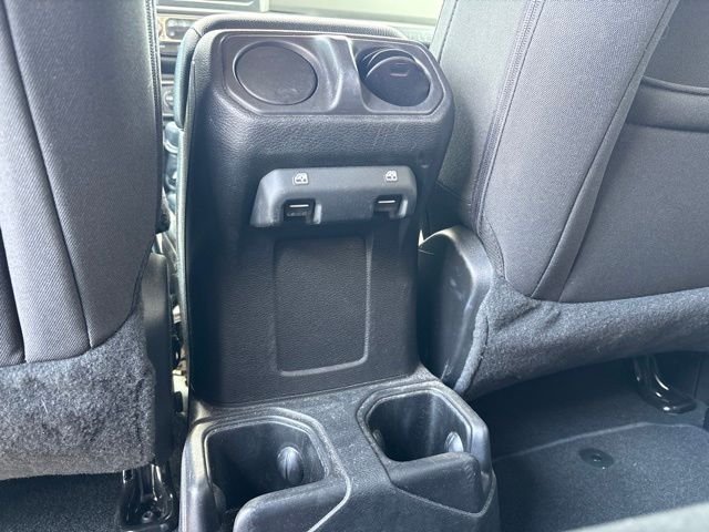Used 2022 White Jeep Unlimited Sport S image 14