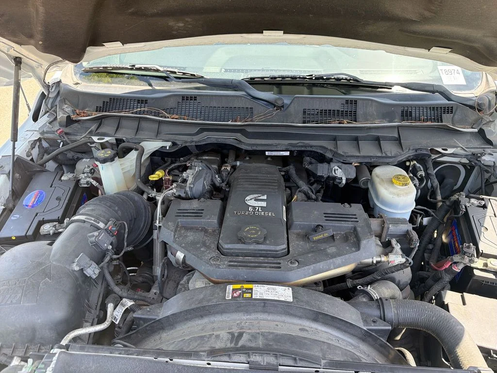 Used 2014 White Ram Laramie image 17