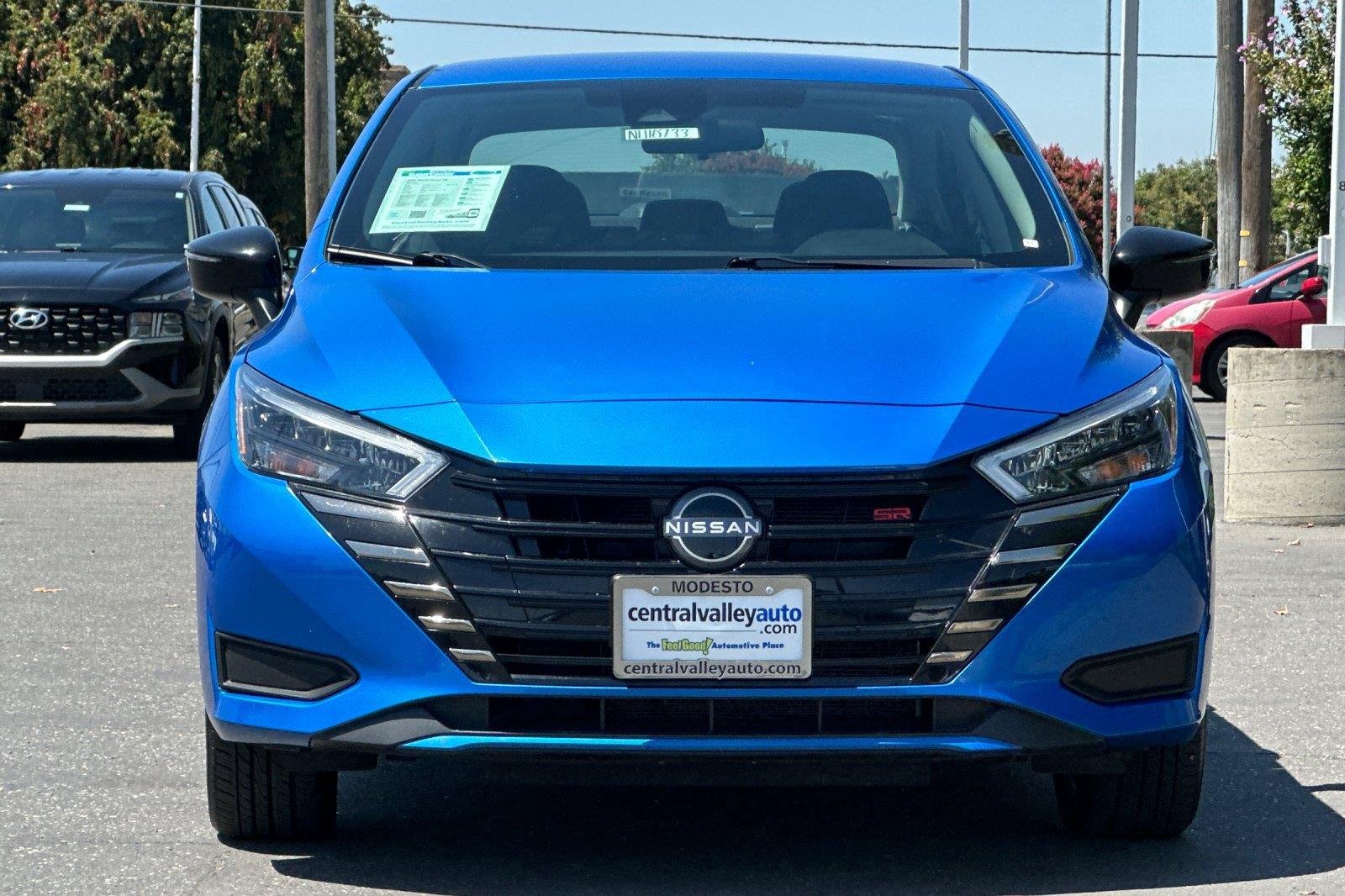 Used 2024 Electric Blue Metallic Nissan SR image 9