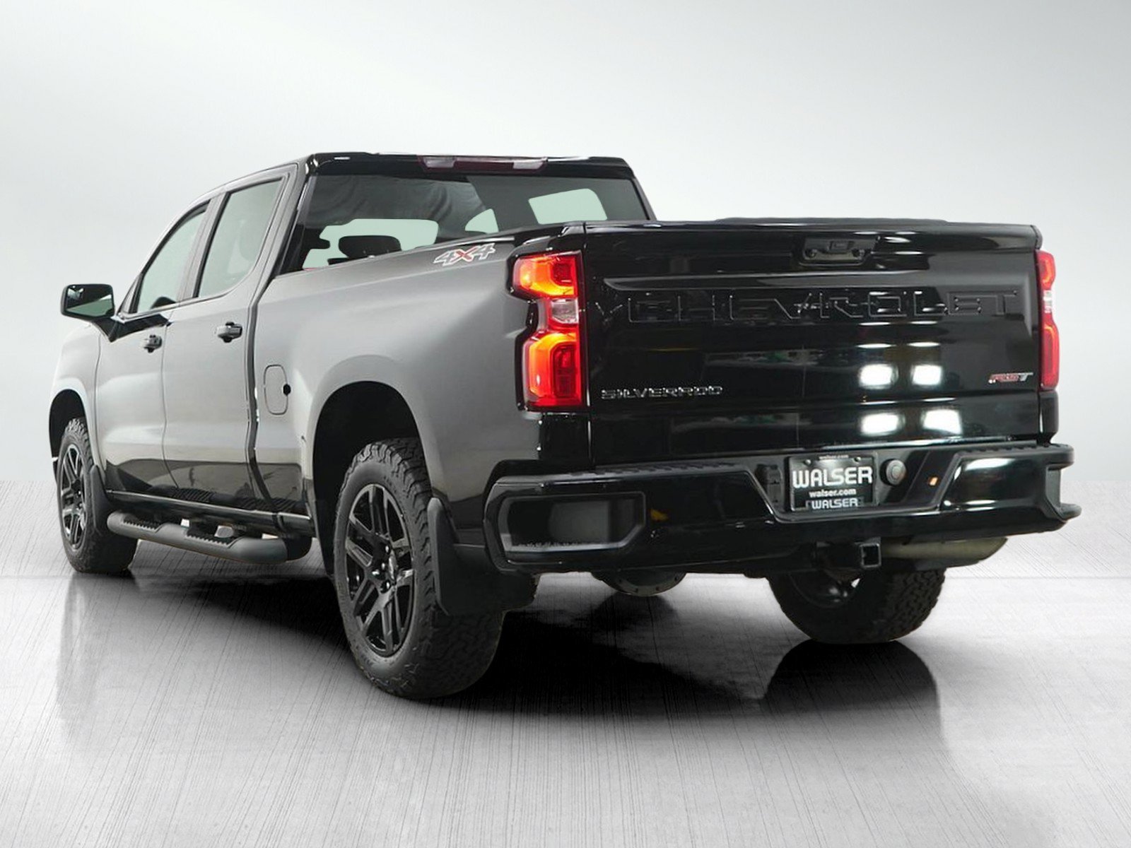 Used 2024 Black Chevrolet 4WD Crew Cab 157 RST image 4
