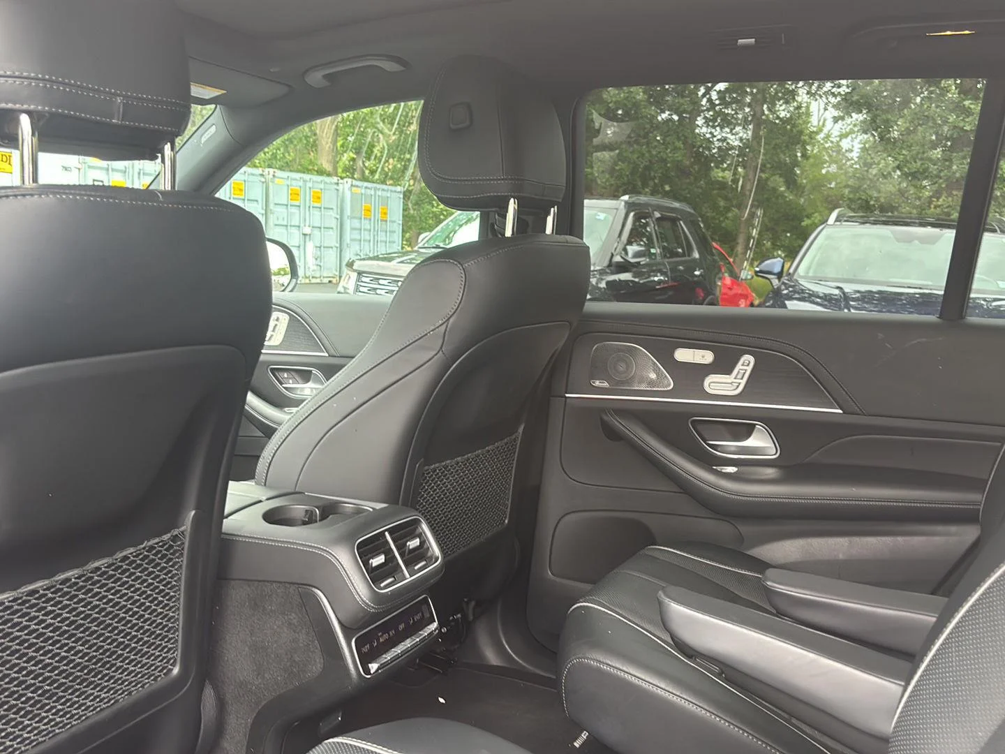 Used 2023 Obsidian Black Metallic Mercedes-Benz GLS 450 image 18