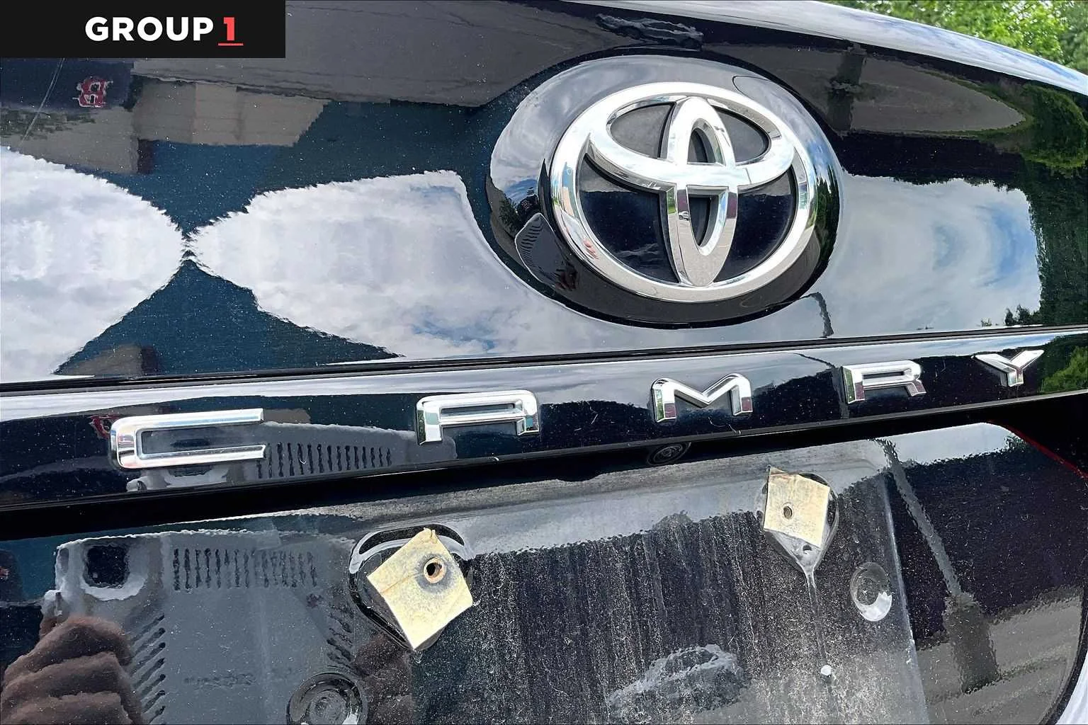 Used 2023 Midnight Black Metallic Toyota LE image 33
