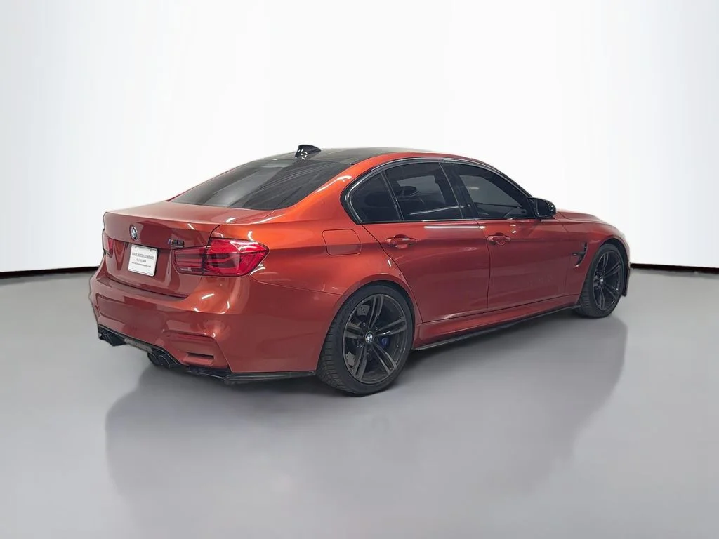 Used 2018 Orange BMW Base image 9