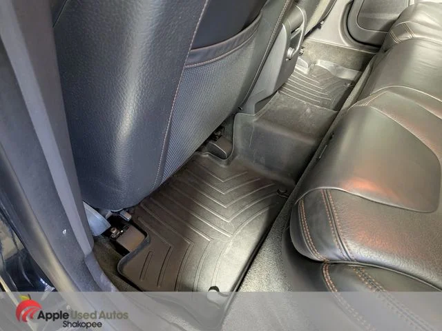 Used 2010 Gray Volvo 3.2 image 29