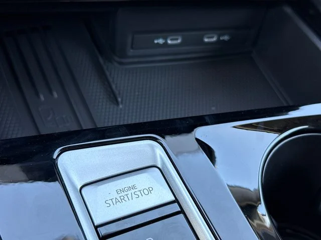 New 2026 Pure Gray Volkswagen 2.0T SE w/Technology image 42