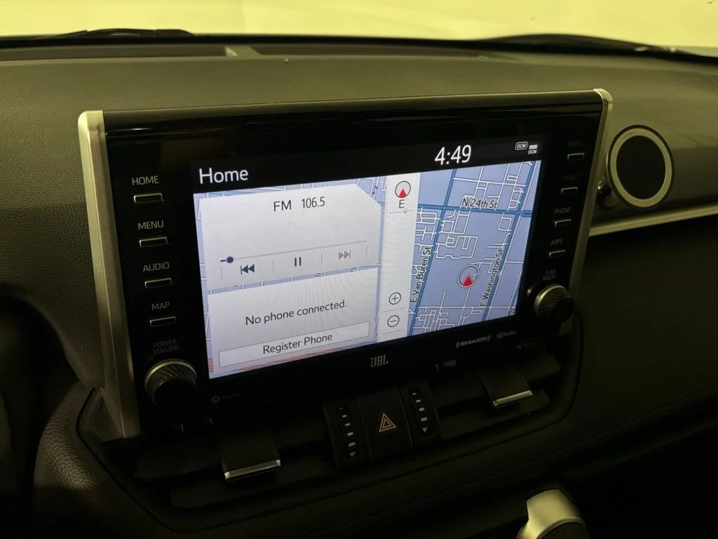 Used 2022 White Toyota XSE image 30