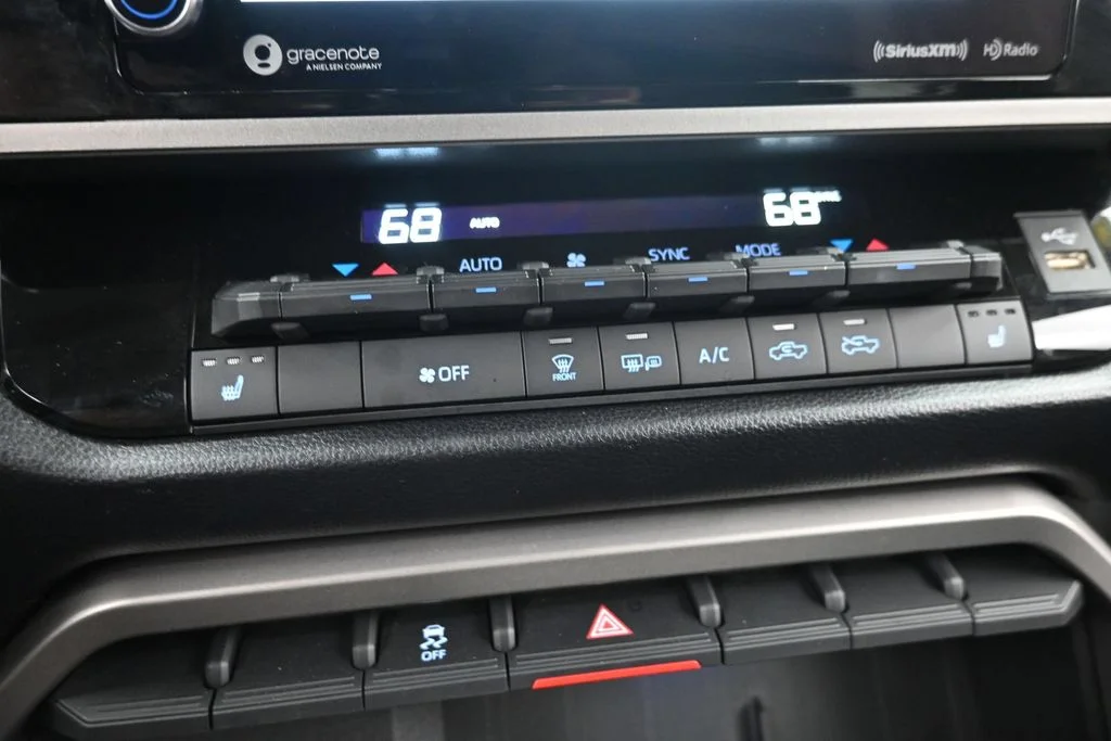 Certified Used 2024  Toyota SR5 image 19