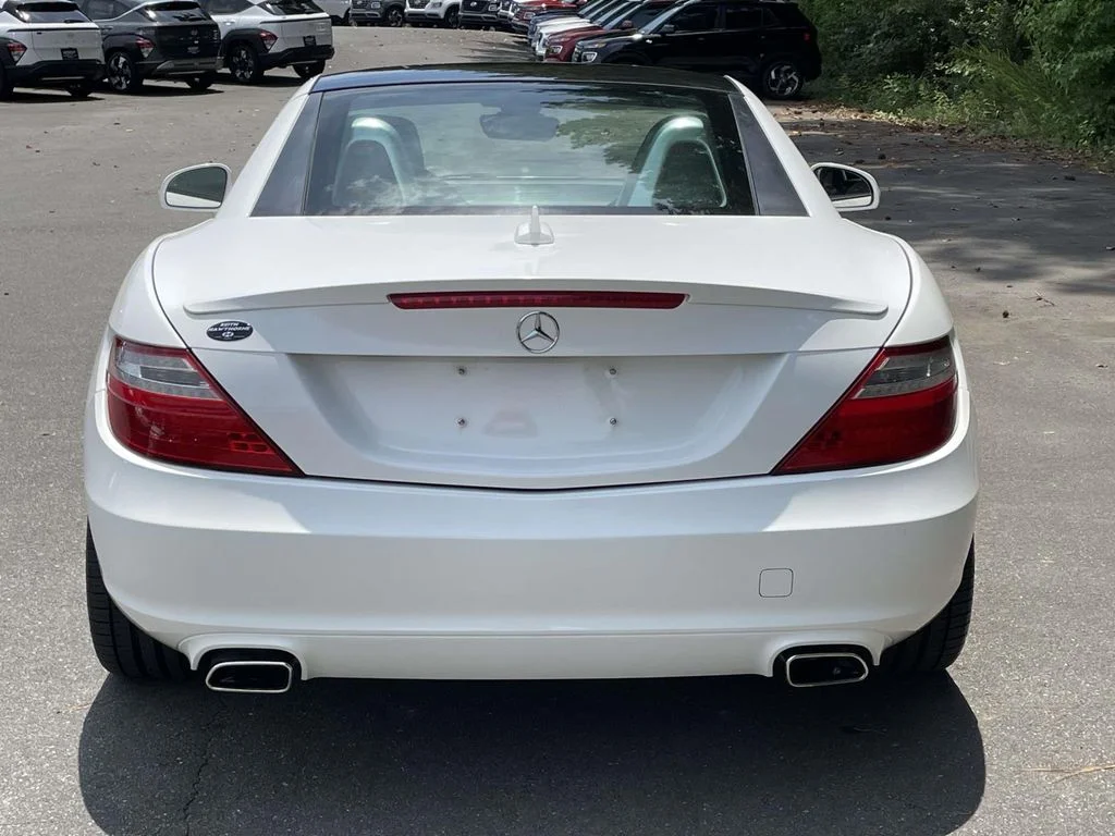 Used 2015 White Mercedes-Benz SLK 250 image 10