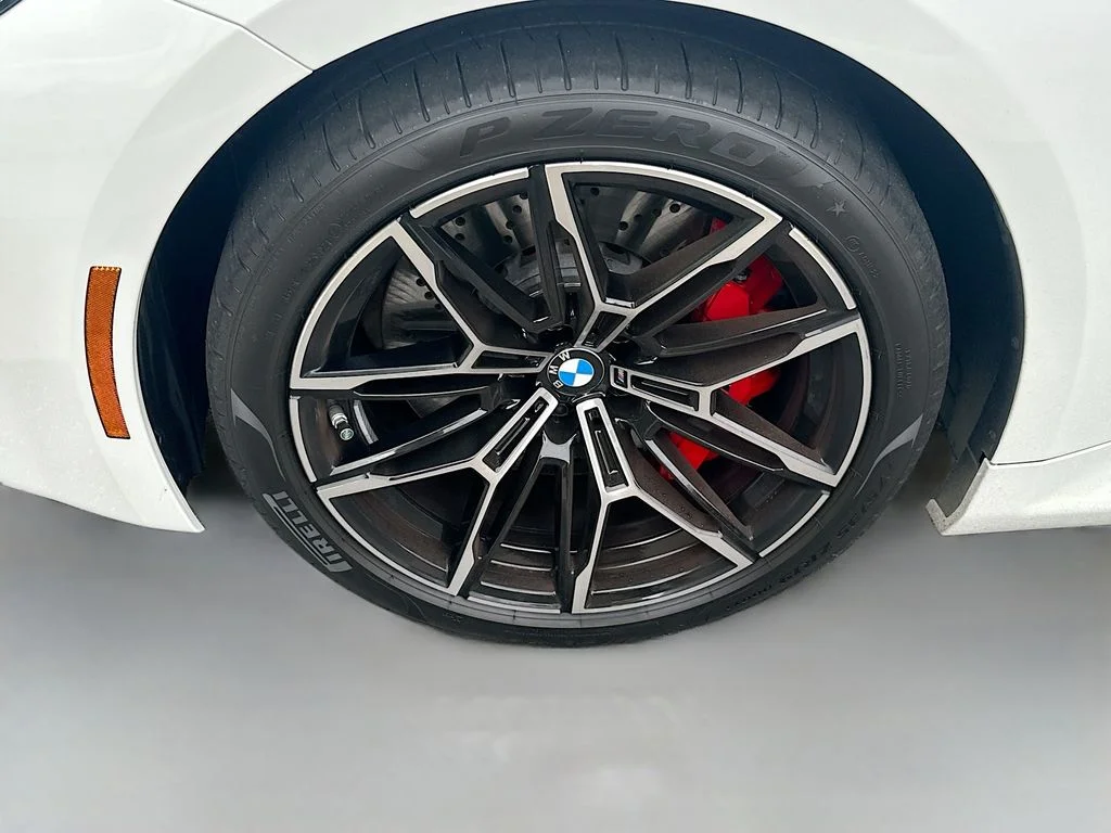 Used 2026 Alpine White BMW Base image 31