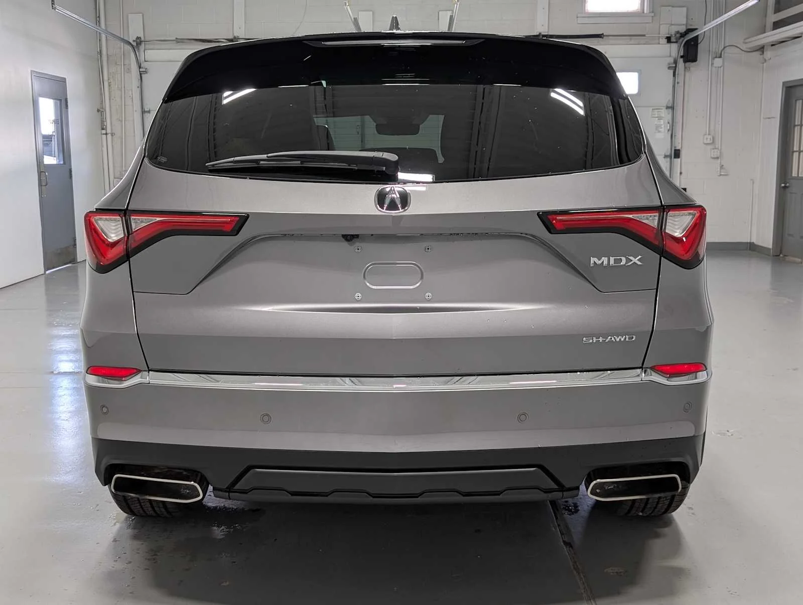 Certified Used 2022 Liquid Carbon Metallic Acura SH-AWD TECH image 9