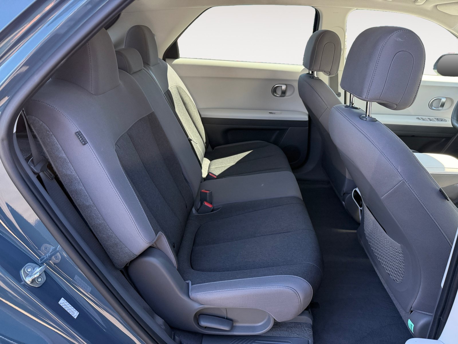 Certified Used 2024 Teal Hyundai SE image 18