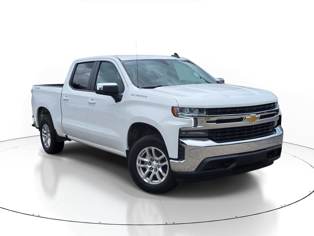 Used 2022 Summit White Chevrolet LT image 4