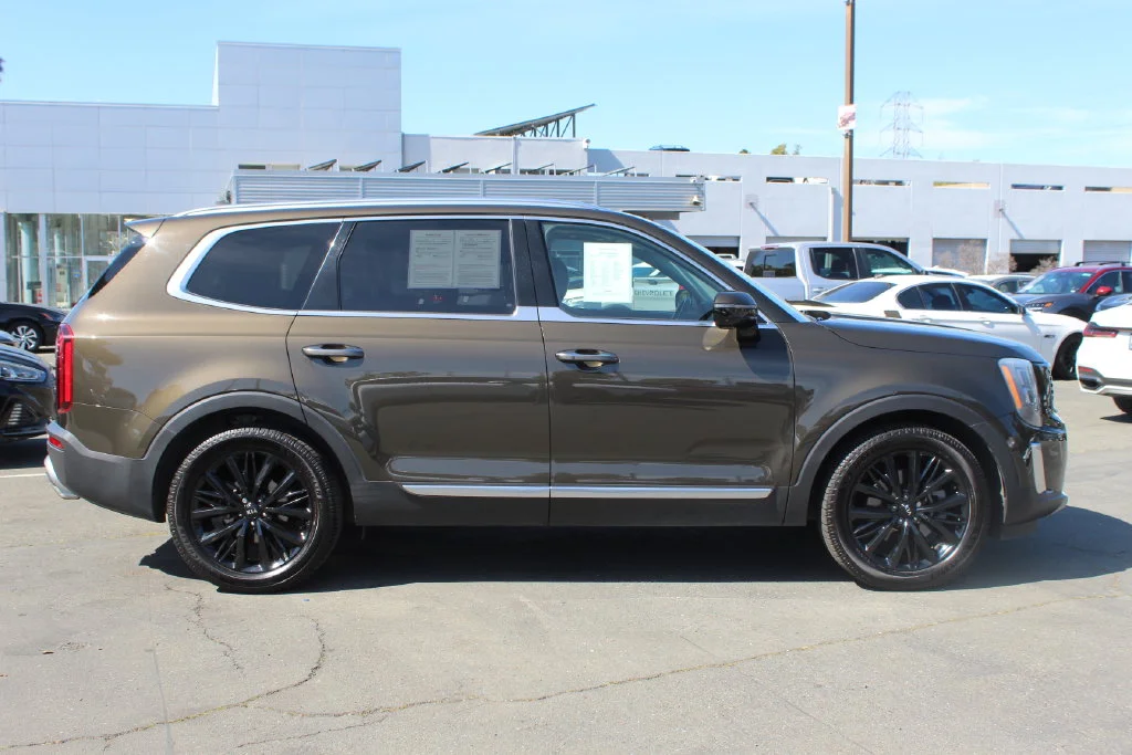 Used 2021 Green Kia SX image 6