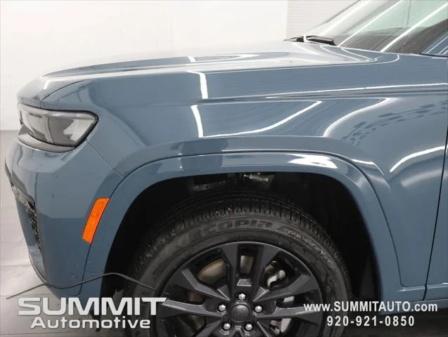New 2026 Steel Blue Jeep Limited image 40
