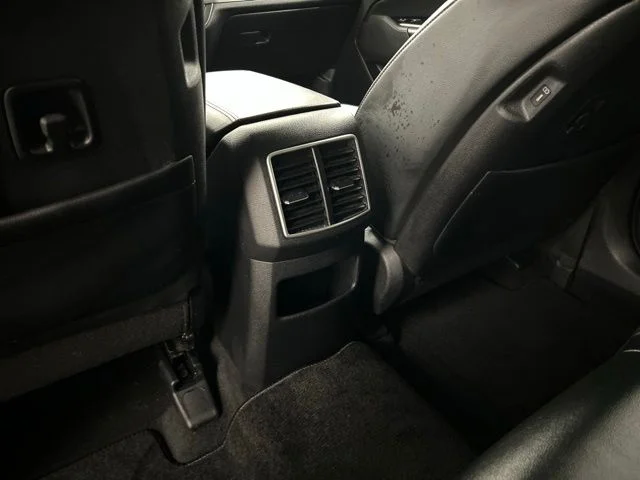 Used 2023 Black Kia X-Line image 22
