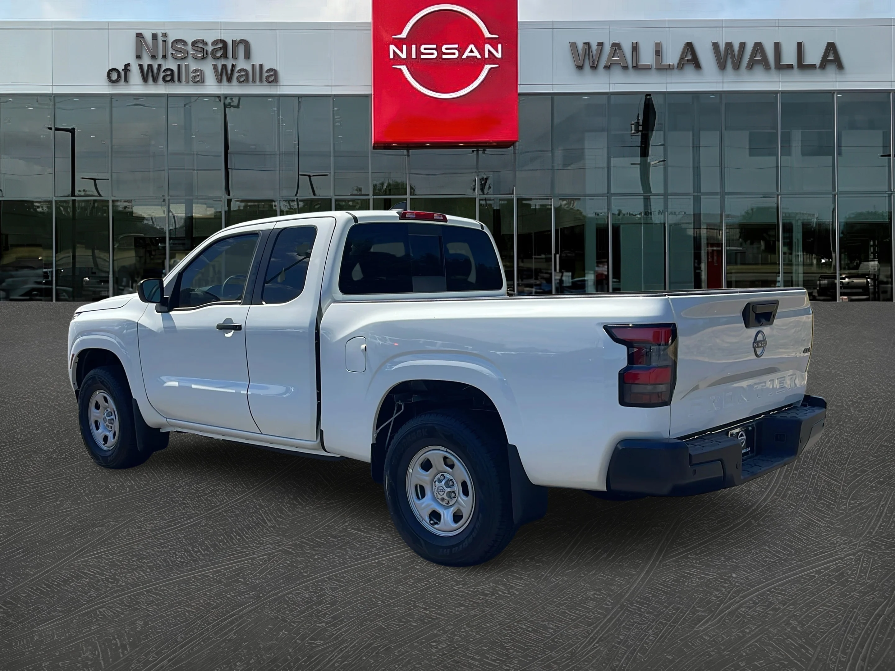 New 2026 Glacier White Nissan King Cab® S image 5