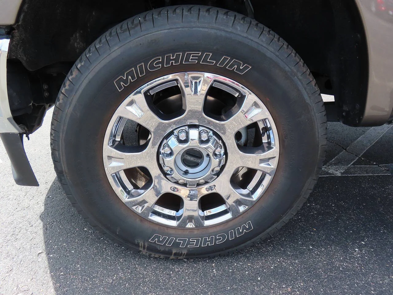 Used 2020 Agate Black Ford King Ranch 4x4 4dr Crew Cab 8 ft. LB Pickup image 26