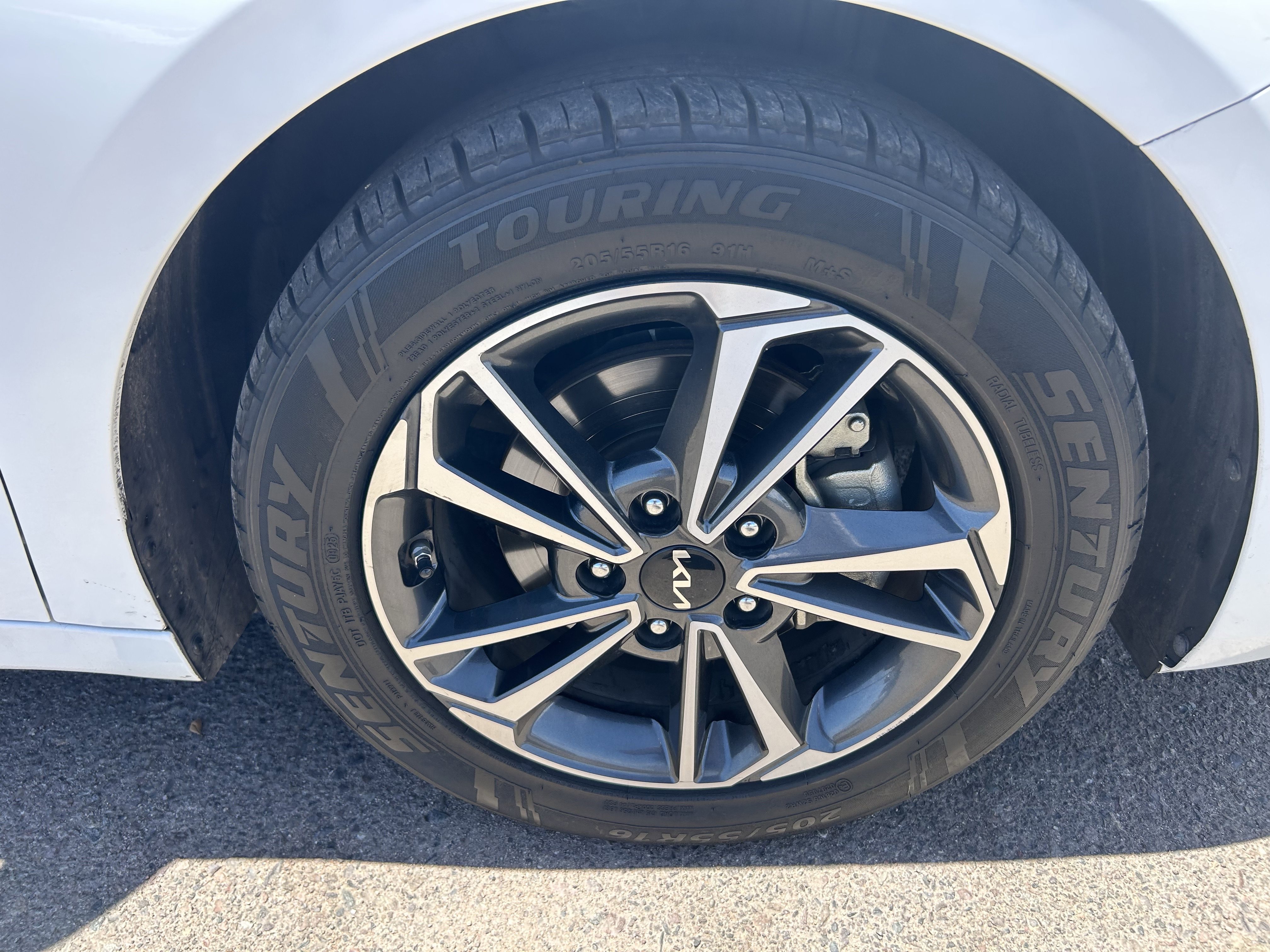 2022 Kia FORTE LXS - Photo 9