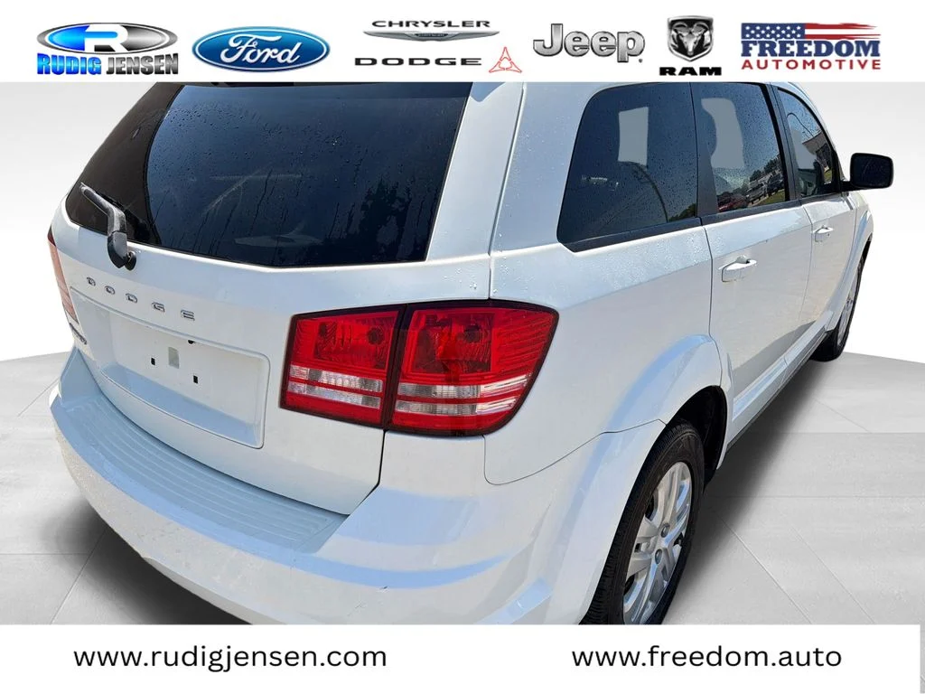 Used 2018 White Dodge SE image 5