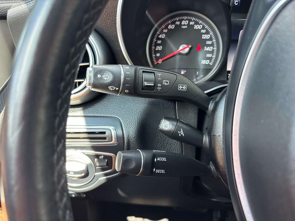 Used 2019 Blue Mercedes-Benz GLC 300 image 23