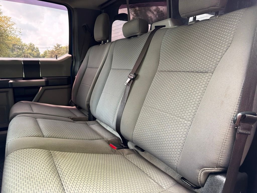 Used 2020 Blue Metallic Ford XLT image 39