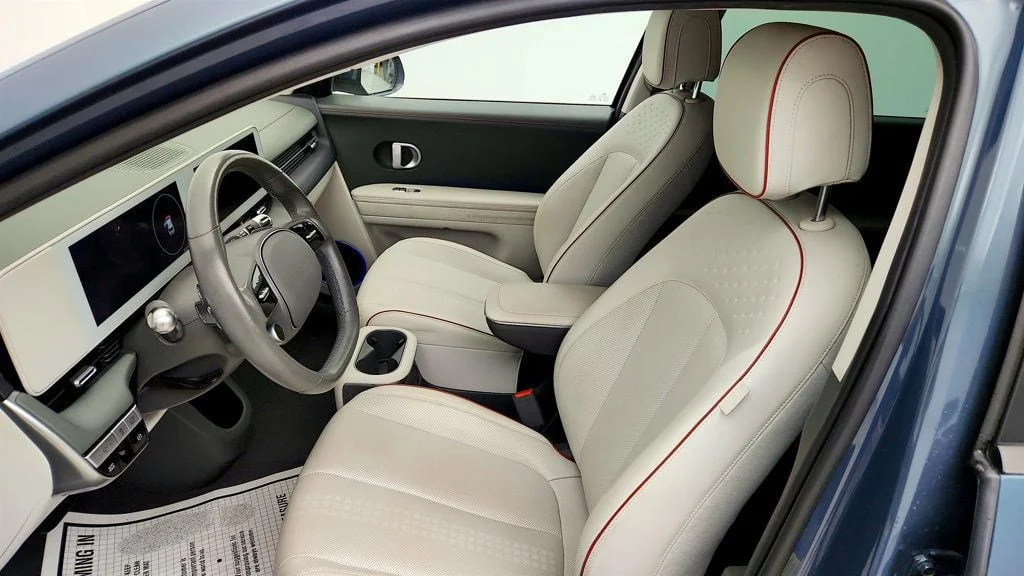 Used 2023 Digital Teal Hyundai SEL AWD image 19