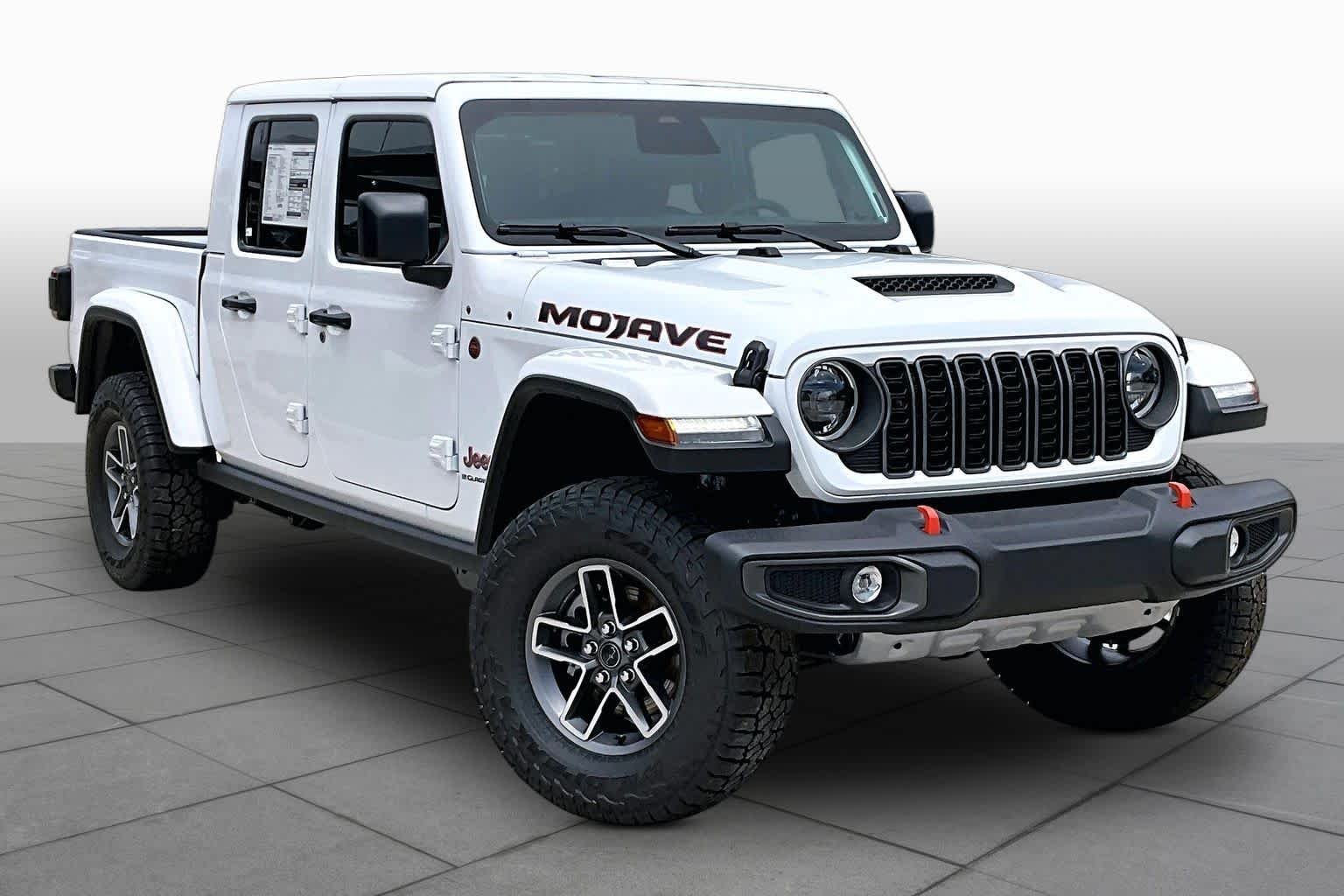 New 2026 Bright White Clearcoat Jeep Mojave image 3