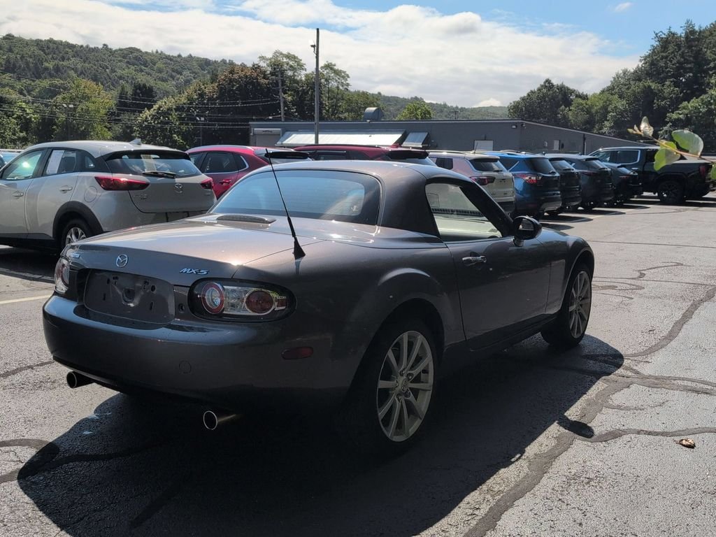 Used 2007 Mazda MX-5 Miata Grand Touring Hard Top with VIN JM1NC26F870134799 for sale in Thomaston, CT