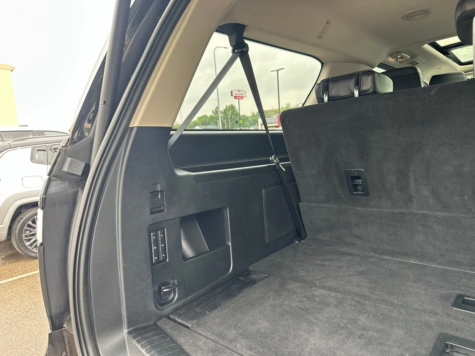 Used 2021 Brown Ford Platinum image 35