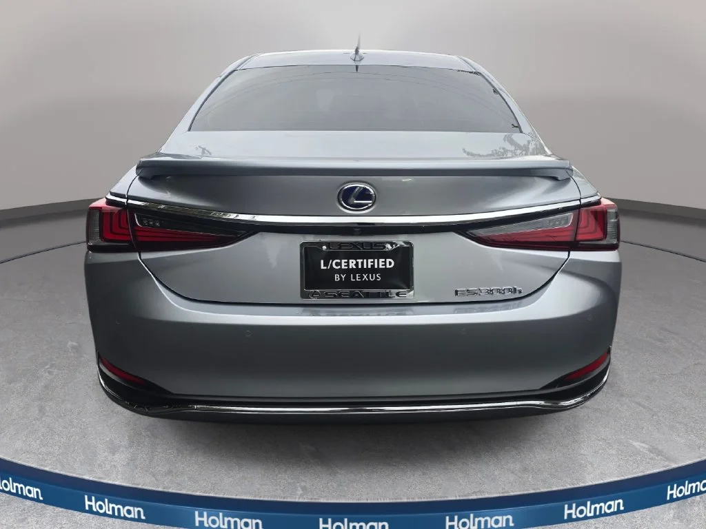 Certified Used 2022 IRIDIUM Lexus 300h Luxury image 6