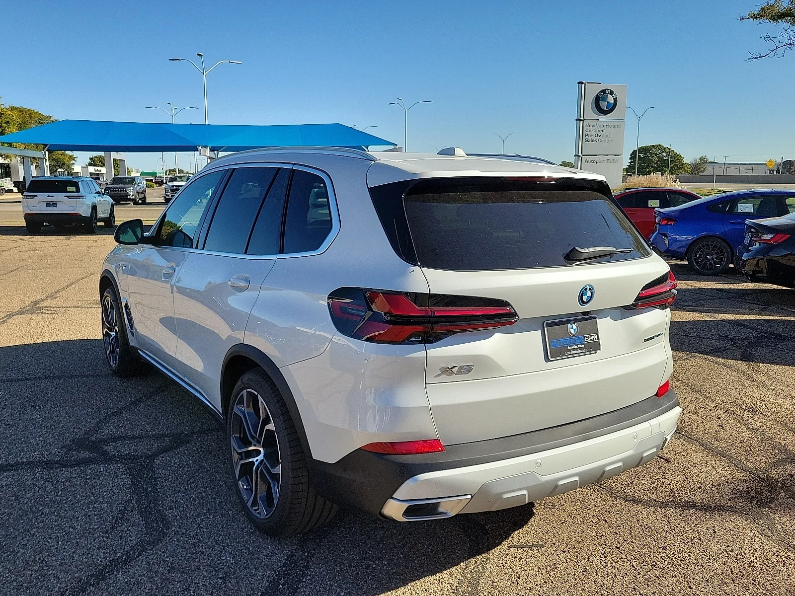 New 2026 Mineral White M BMW xDrive50e All-Wheel Drive Sports Activity Vehicle image 3