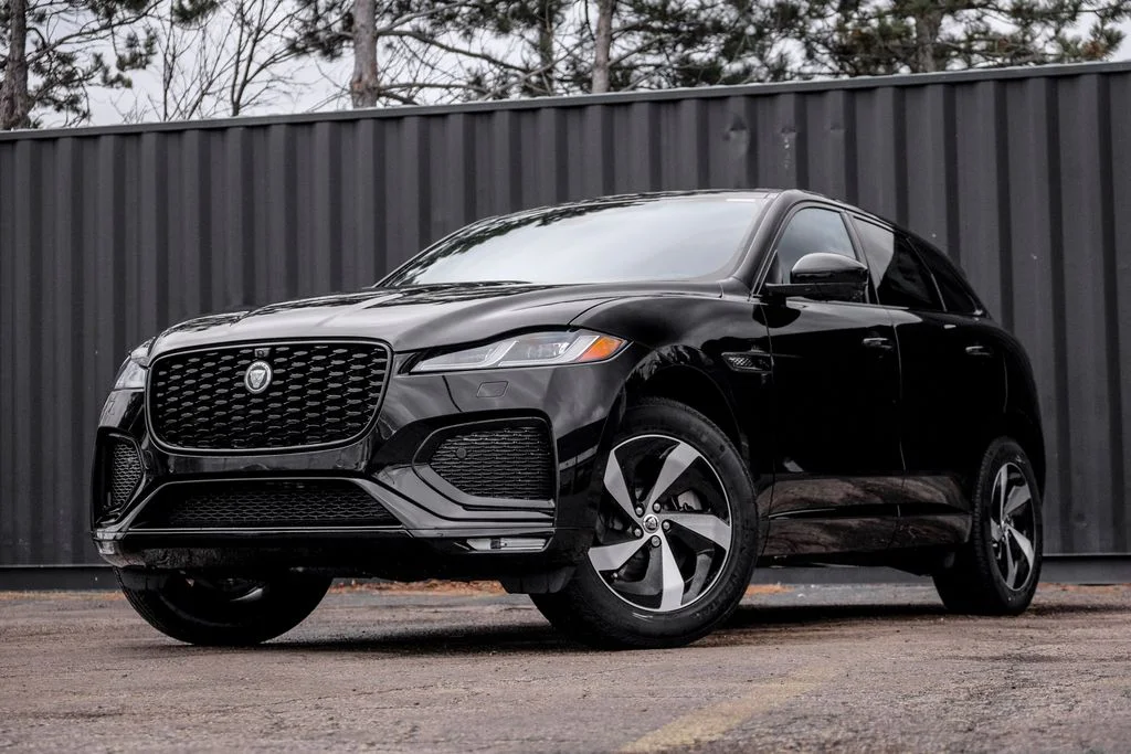 2026 Jaguar F-PACE P250 R-Dynamic S's photo