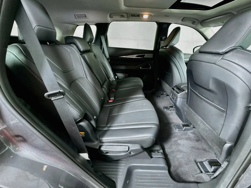 Certified Used 2027 Gray INFINITI LUXE image 39