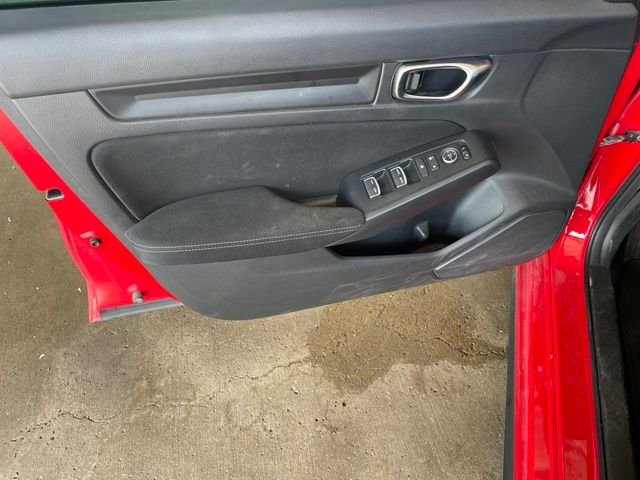 Used 2023  Honda Sport image 9
