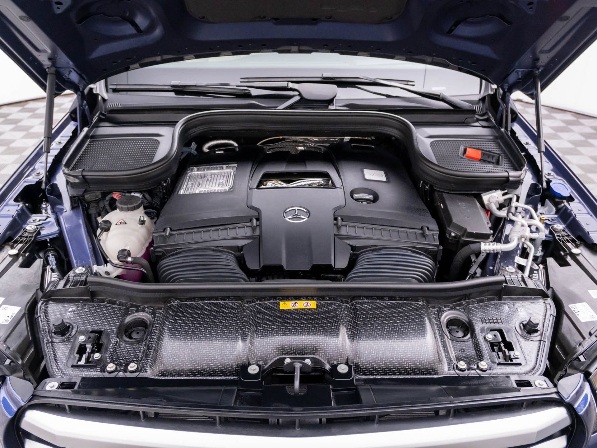 New 2026 Twilight Blue Metallic Mercedes-Benz GLS 580 image 72