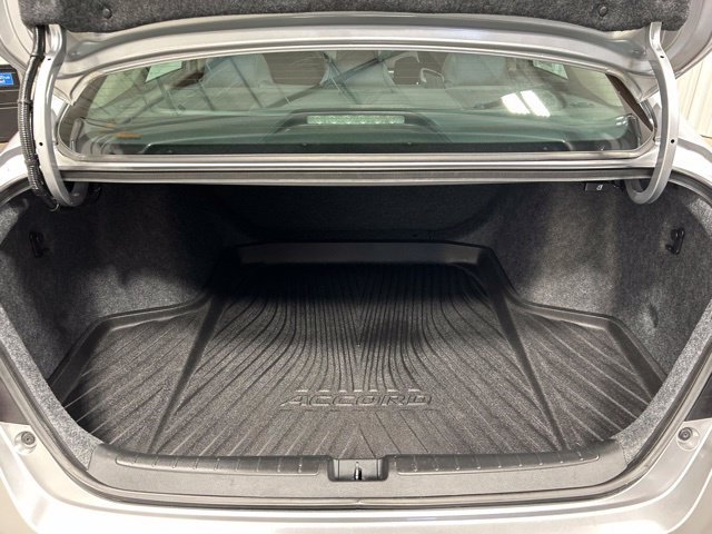 Certified Used 2021 Lunar Silver Metallic Honda LX image 20