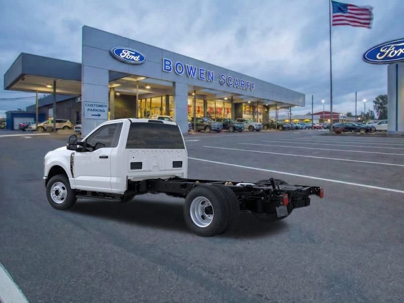 2025 Ford F-350 Super Duty Chassis Cab XL - Photo 27