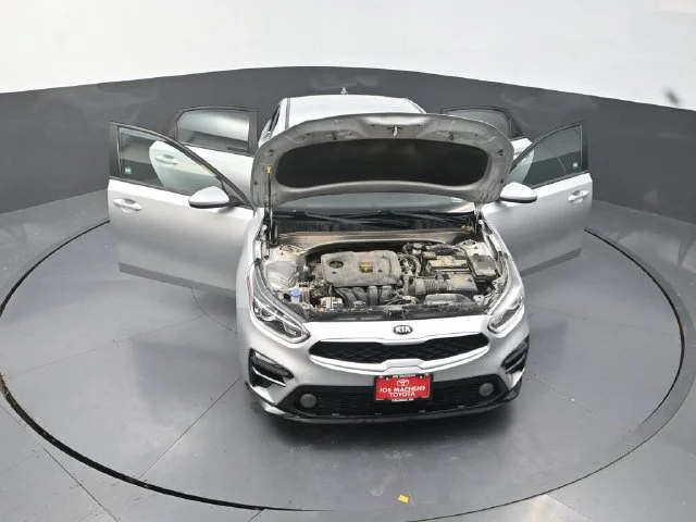 Used 2021 Silver Kia LXS image 40