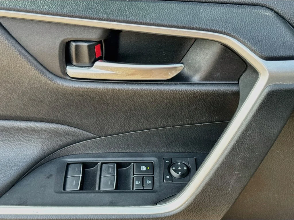 Used 2025 Gray Toyota XLE image 21