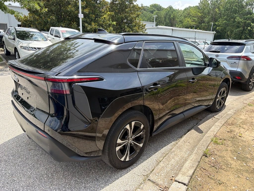 Used 2024 Black Toyota XLE image 3
