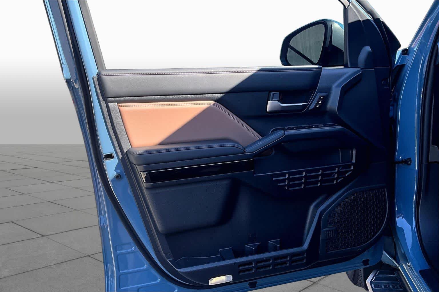 Used 2025 Heritage Blue Toyota Limited image 21