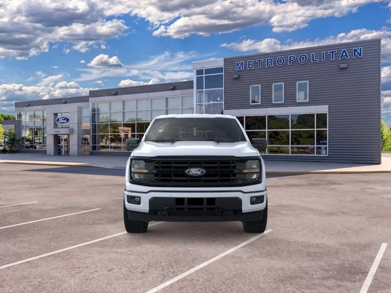 New 2026 Oxford White Ford XLT image 6