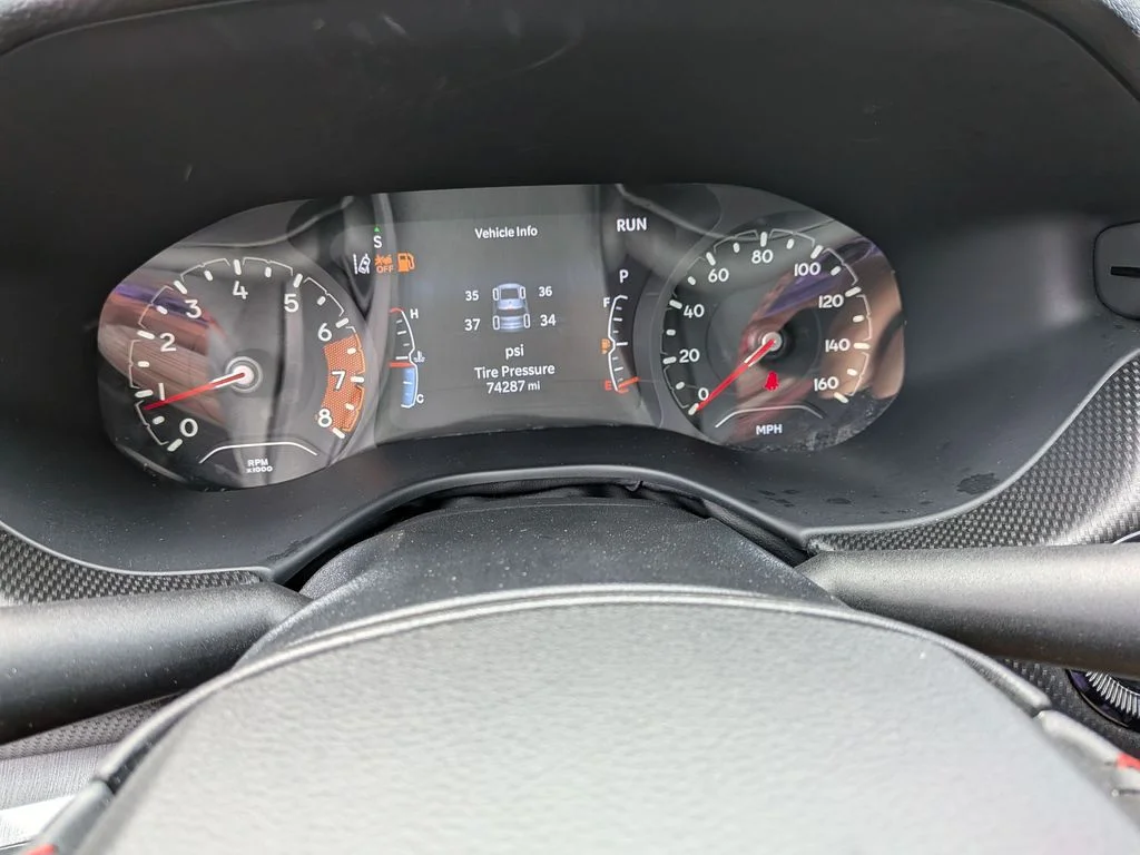 Used 2022 Black Jeep Trailhawk image 13