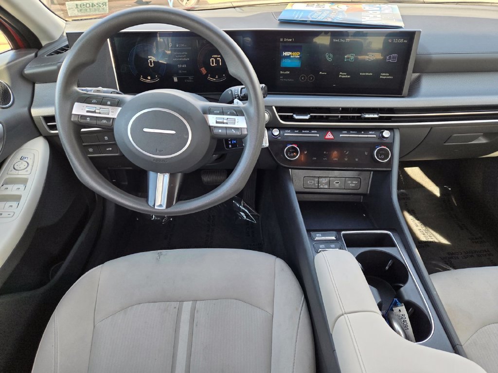 Certified Used 2025 Red Hyundai SEL image 12