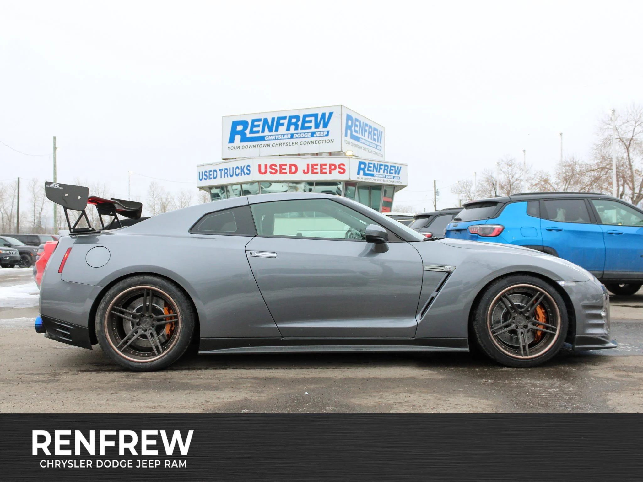 Used 2013 Dark grey Nissan Premium * 545 HP | AWD | BOSE | Heated Seats | Brembo | Navigation | No Accidents image 1